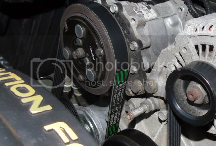 Jeep%20Gates%20Tesioner%20and%20Belt%20K060863.jpg