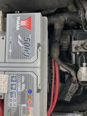 2.8L CRD upgrade battery 2.jpg