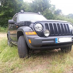 My 2005 KJ renegade 2.8 diesel auto.