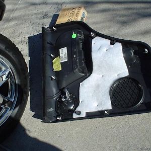 Jeep rear door speaker installation