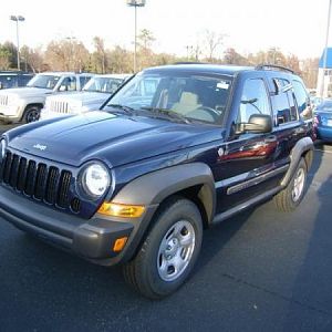 The first Jeep I've ever owned. 2007 KJ Sport (stock). New to me 1.07.2011.