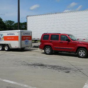 600miles..
all features worked great..
Somewhere in Ohio on I-80,I had a guy pulling the same 6x12 U-Haul trailer with a Tahoe come ask me "hey how