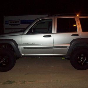 02 sport 265/75 r16 general grabber at2s