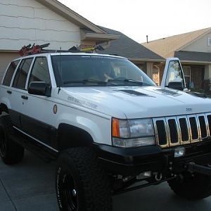 My big brother Jeep to my lil Liby