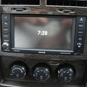 2012 Jeep Liberty Ltd Jet Edition silver-grey woodgrain interior trim, with touch-screen media system and automatic aircon system