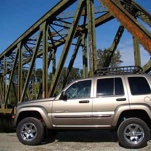 Jeep KJ Bridge Fishing