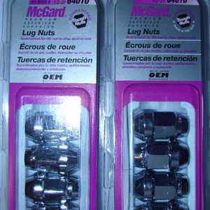 McGard 64010 Lugs