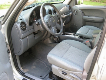 2006 Renegade interior