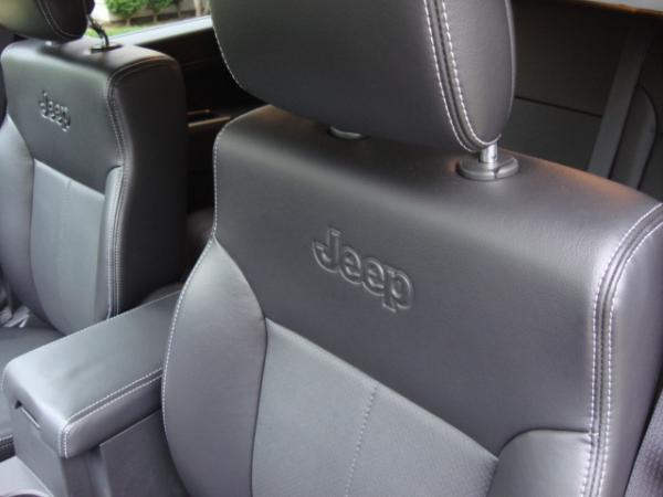 2012 Jeep Liberty Ltd Jet Edition Dark Slate Leather interior