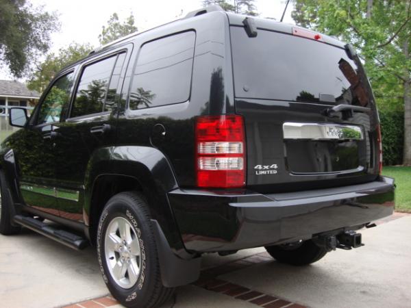 2012 Jeep Liberty Ltd Jet Edition with factory Tow Package for up to 5,000 lbs towing!