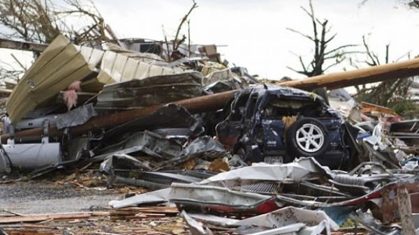 a pic I found of a KJ crushed during the tornadoes of 2011. this was from Missouri I think.