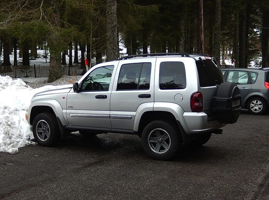 cherokee KJ en Auvergne