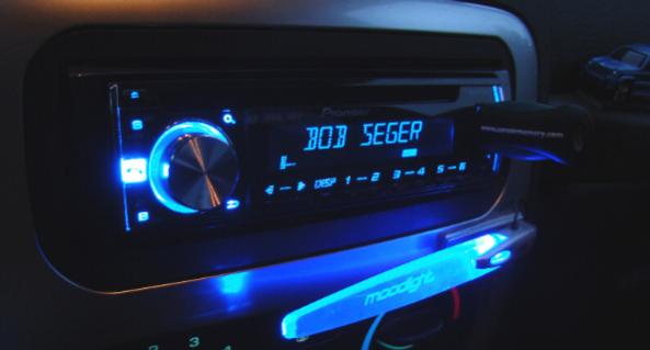 Jeep Pioneer stereo