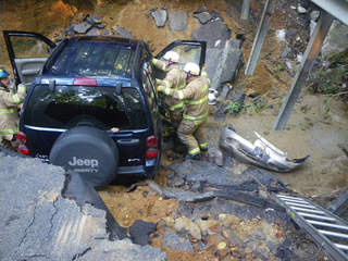 Maryland KJ plunges into a sinkhole