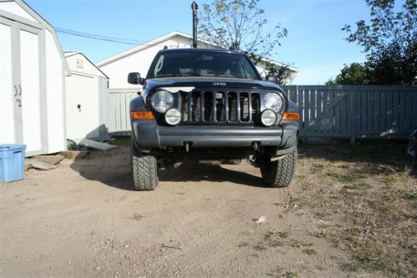 More ripped off plastic. ARB bumper as soon as funding permits it