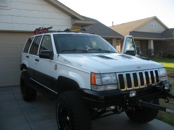 My big brother Jeep to my lil Liby