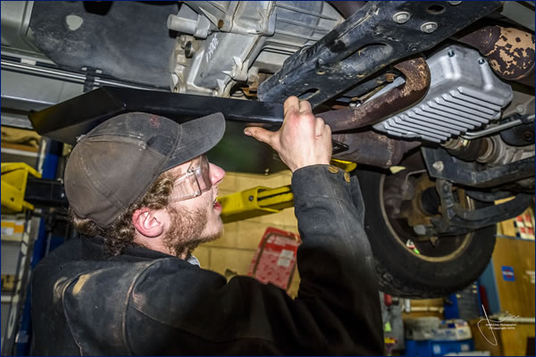 Skid Row transfer case skid plate installation