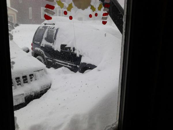 Woke Up to This in Houghton, MI.  ~20" in 8 hours